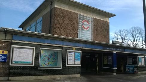 Many thanks to TfL, Transport for London for permitting the use of empty space for the children of Windermere Road and emerging art over the underground. Thank you aslo to Car Care for their much appreciated help. Diamonds & Butterflies mural design, art craft leadership by Isabella Wesoly at MaKing Murals in West London