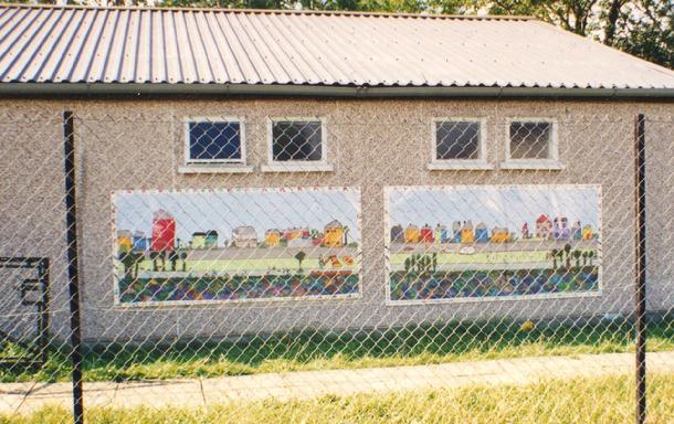 Worton Road Community Centre, Environmental Theme  Mural project, Isleworth, 1997.. Another co-production for and by the community, via Making Murals